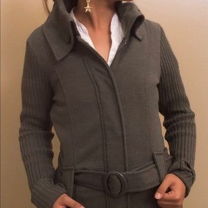 Women’s jacket.